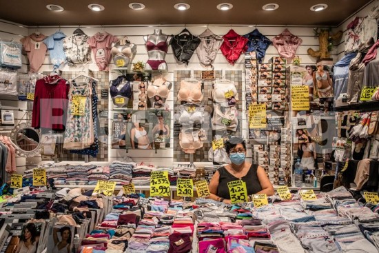 Ισπανία: Οι μάσκες προσώπου αποτελούν πλέον δείκτη μέτρησης του πληθωρισμού