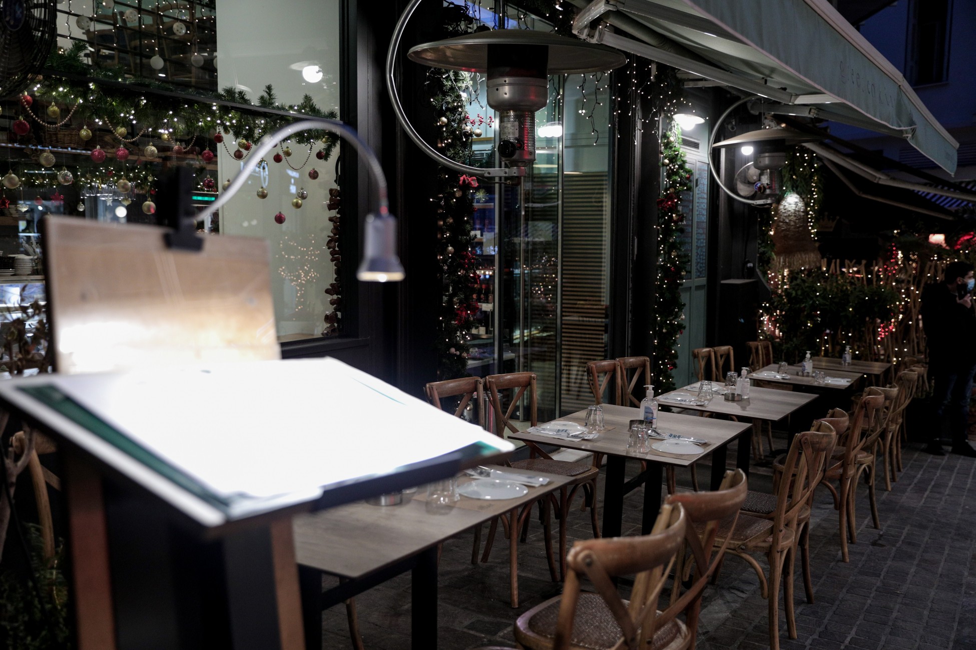 Από εβδομάδα σε εβδομάδα η αξιολόγηση των περιοριστικών μέτρων