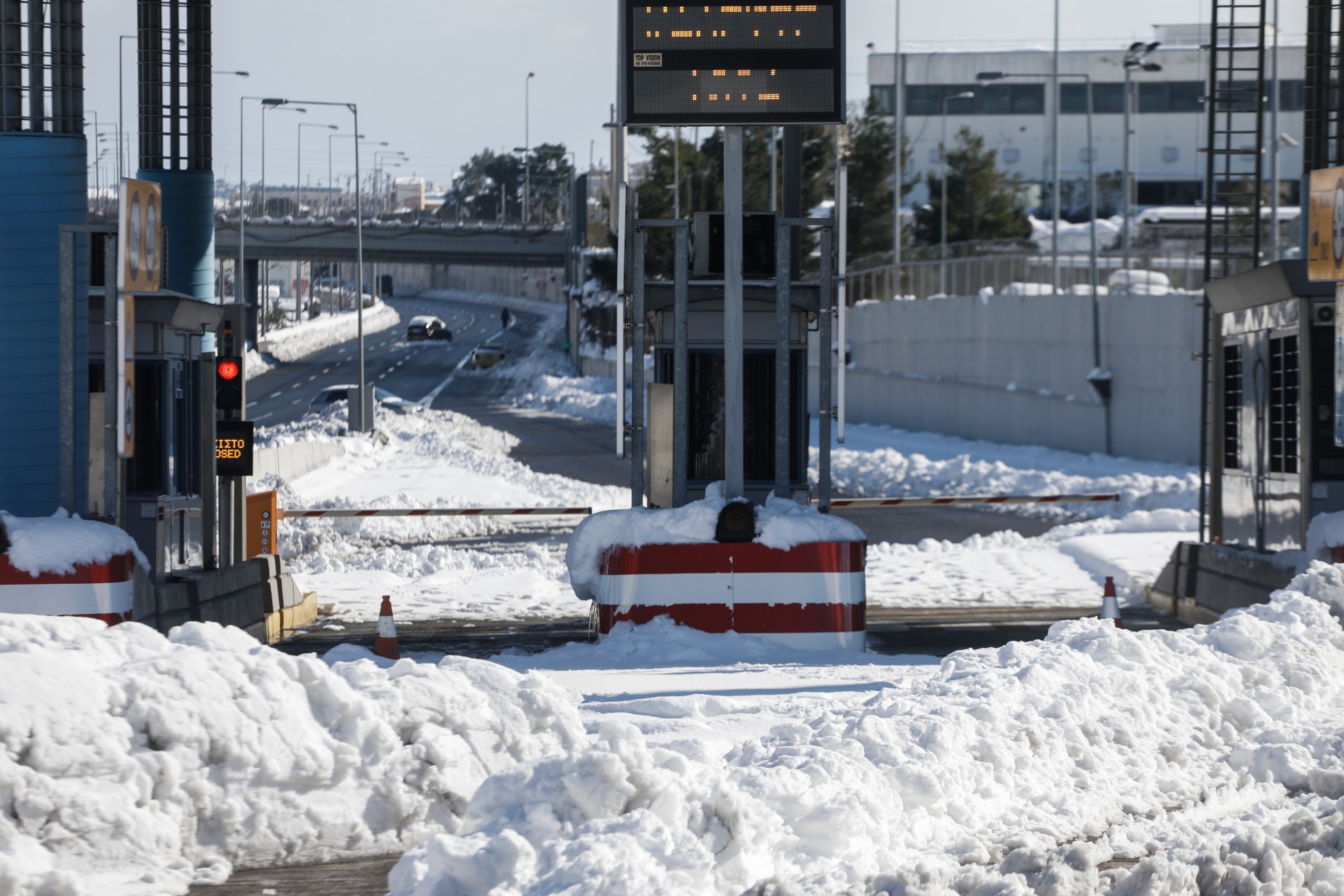 Έκλεισε η Αττική Οδός και στα δύο ρεύματα στην Περιφερειακή Αιγάλεω