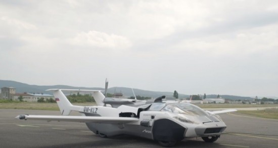 AirCar: To ιπτάμενο αυτοκίνητο πήρε άδεια κυκλοφορίας για δρόμους και αιθέρες