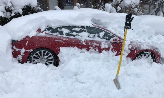 Ηλεκτρικό αυτοκίνητο: Πόση ώρα αντέχει σε μποτιλιάρισμα στο χιόνι