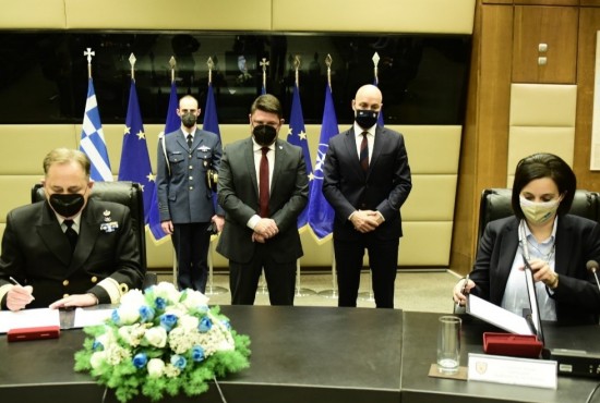 Μνημόνιο συνεργασίας μεταξύ ΥΠΕΘΑ και Οργανισμού Φυσικού Περιβάλλοντος και Κλιματικής Αλλαγής