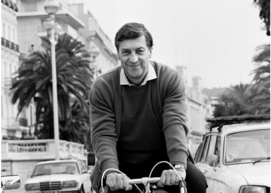 Έφυγε από τη ζωή στα 91 του ο διάσημος Ιταλός σχεδιαστής μόδας Νίνο Τσερούτι