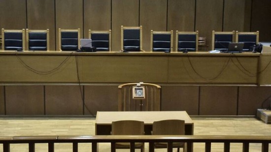 Metron Analysis: Πόσο ικανοποιημένοι είναι οι Έλληνες πολίτες από τη λειτουργία της Δικαιοσύνης