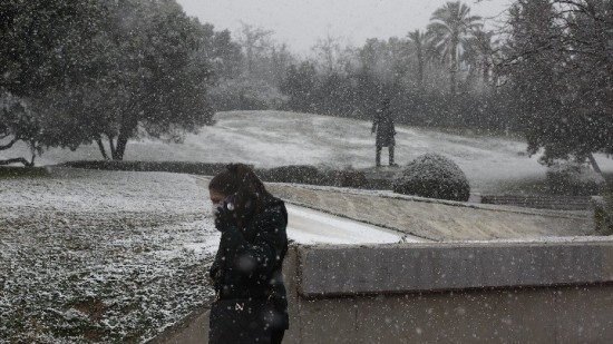 Καιρός: Το ατμοσφαιρικό βουνό φέρνει πιο κοντά τον χειμώνα