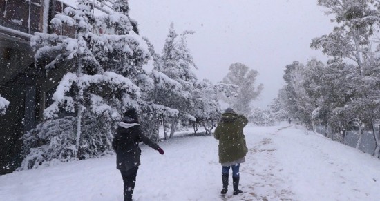 Κακοκαιρία «Ελπίς»: Η Γενική Γραμματεία Εμπορίου προτείνει κλείσιμο των καταστημάτων στις 19:00