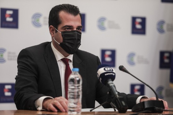 Πλεύρης: Εκτός ΕΣΥ ανεμβολίαστοι υγειονομικοί από 31 Μαρτίου