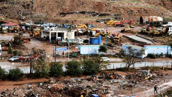 Η ώρα του εισαγγελέα για τον θάνατο 25 ατόμων από τις πλημμύρες στη Μάνδρα  | Ειδήσεις για την Οικονομία | newmoney