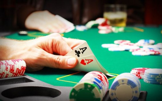 Poker Power: Η εταιρεία που μάχεται να περιορίσει τη μισθολογική ανισότητα μεταξύ των φύλων