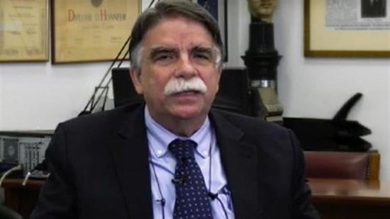 Βατόπουλος για Απόκριες 2022: Ένα καρναβάλι προκαλεί συνωστισμό (vid)