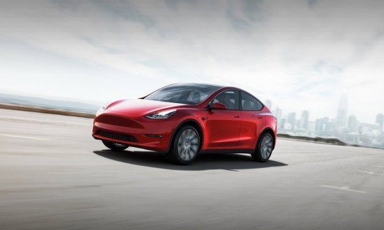 Tesla: Έρευνα στις ΗΠΑ μετά τα περιστατικά αποκόλλησης του τιμονιού σε Model Y