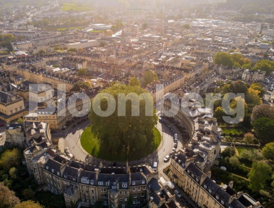 Βρετανία: Το πιο δυνατό ξεκίνημα του έτους από το 2005 σημειώνει η αγορά ακινήτων