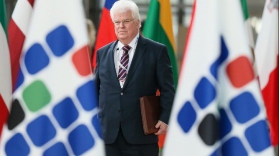 Πρέσβης Ρωσίας στην ΕΕ: Ελπίζω ότι ο Ζελένσκι δεν θα σκοτωθεί, αλλά θα δικαστεί