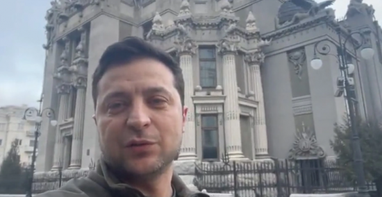 Πόλεμος στην Ουκρανία: Επικοινωνία Ζελένσκι με τον ηγέτη της Λευκορωσίας