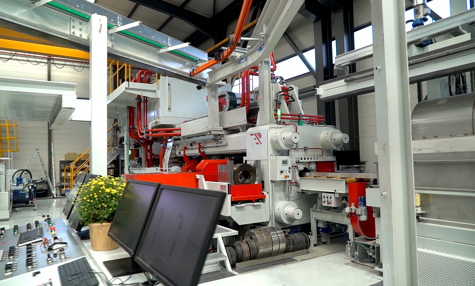 Aluminco: Νέα γραμμή διέλασης αλουμινίου ενισχύει σημαντικά τη δυναμικότητα παραγωγής