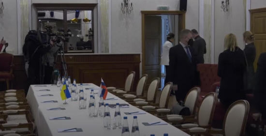 Κρεμλίνο: Συζητάμε με την Ουκρανία το αυστριακό ή το σουηδικό μοντέλο