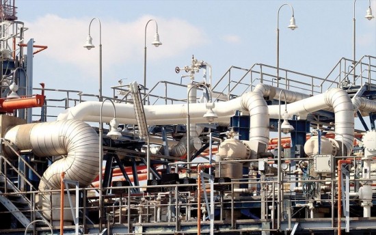Φυσικό αέριο: Ανοίγει ο δρόμος για τη μεταφορά του στη Σαλαμίνα