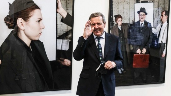 Σρέντερ: Δηλώνει ότι δεν είναι υποψήφιος για το Εποπτικό Συμβούλιο της Gazprom