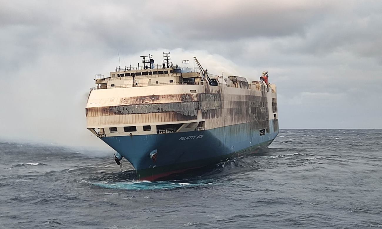 VW: Απώλειες πολλών εκατομμυρίων από την πυρκαγιά στο οχηματαγωγό Felicity Ace