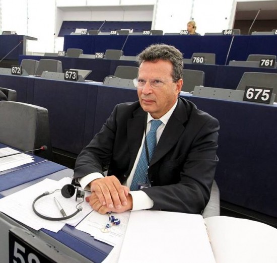 Διεγράφη από τη ΝΔ ο ευρωβουλευτής Γιώργος Κύρτσος