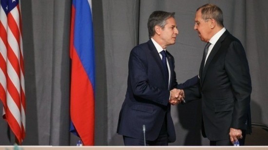 Λαβρόφ: Στις 24/2 η συνάντηση με τον Άντονι Μπλίνκεν για την Ουκρανία