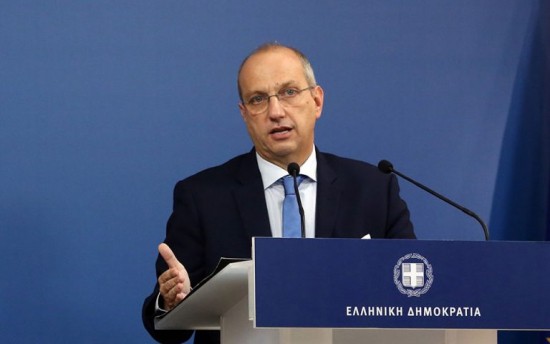 Οικονόμου: Στα 3,7 δισ. ευρώ τα μέτρα στήριξης – Δεν θα μείνουμε με σταυρωμένα χέρια