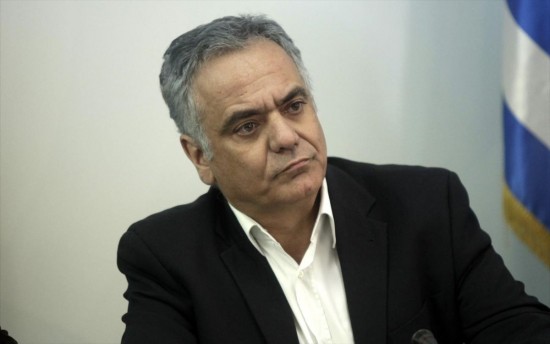 Σκουρλέτης: Υβριστικές αναρτήσεις από τρολ του ΣΥΡΙΖΑ παρέδωσε στη δίωξη (upd)