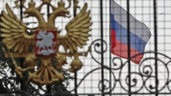Ρωσία: Ισχυρό πλήγμα στην οικονομία από τις κυρώσεις για τον πόλεμο στην Ουκρανία