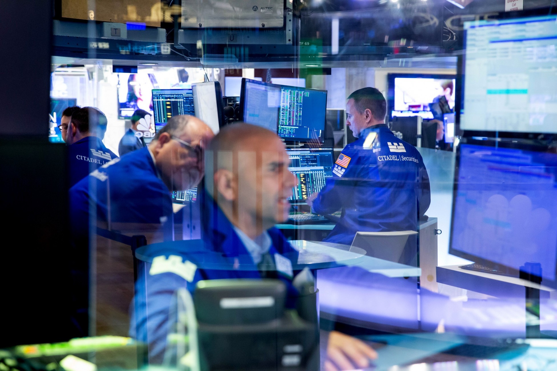 Wall Street: Απώλειες 120 μονάδων για τον Dow Jones – Έχασε κέρδη 585 μονάδων