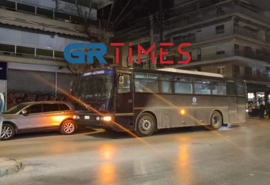 Θεσσαλονίκη: Αιματηρή συμπλοκή οπαδών – Nεκρός 19χρονος και δύο τραυματίες