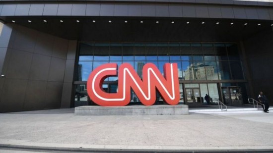 Το CNN καταργεί 100 θέσεις εργασίας – Σε ποιες άλλες αλλαγές προχωρά