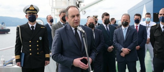 Πλακιωτάκης: Σημαντική στιγμή για τη ναυτιλία μας η ύψωση της ελληνικής σημαίας στο KRITI FUTURE (pics)
