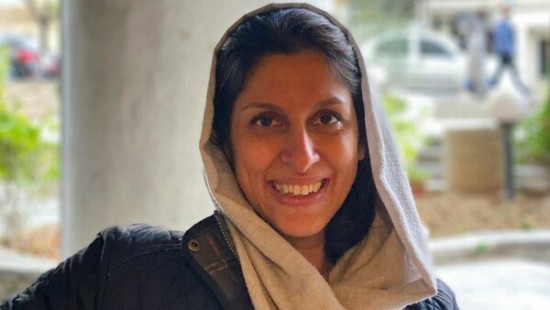 To τέλος του εφιάλτη στο Ιράν: Επιστρέφουν στη Βρετανία η Ναζανίν Ζαγαρί-Ράτκλιφ και ο Ανουσέχ Ασουρί