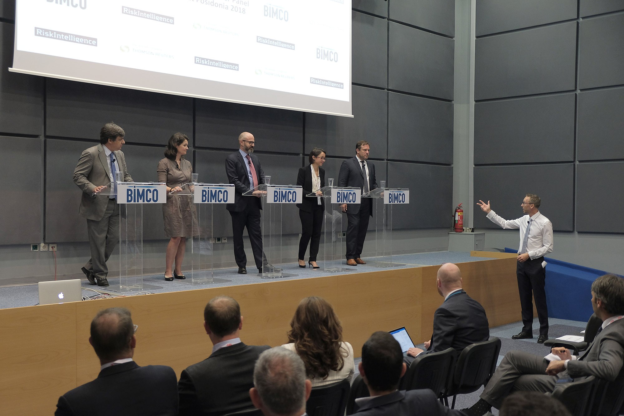 Ποσειδώνια 2022: Αντίστροφη μέτρηση για τη μείωση των εκπομπών άνθρακα