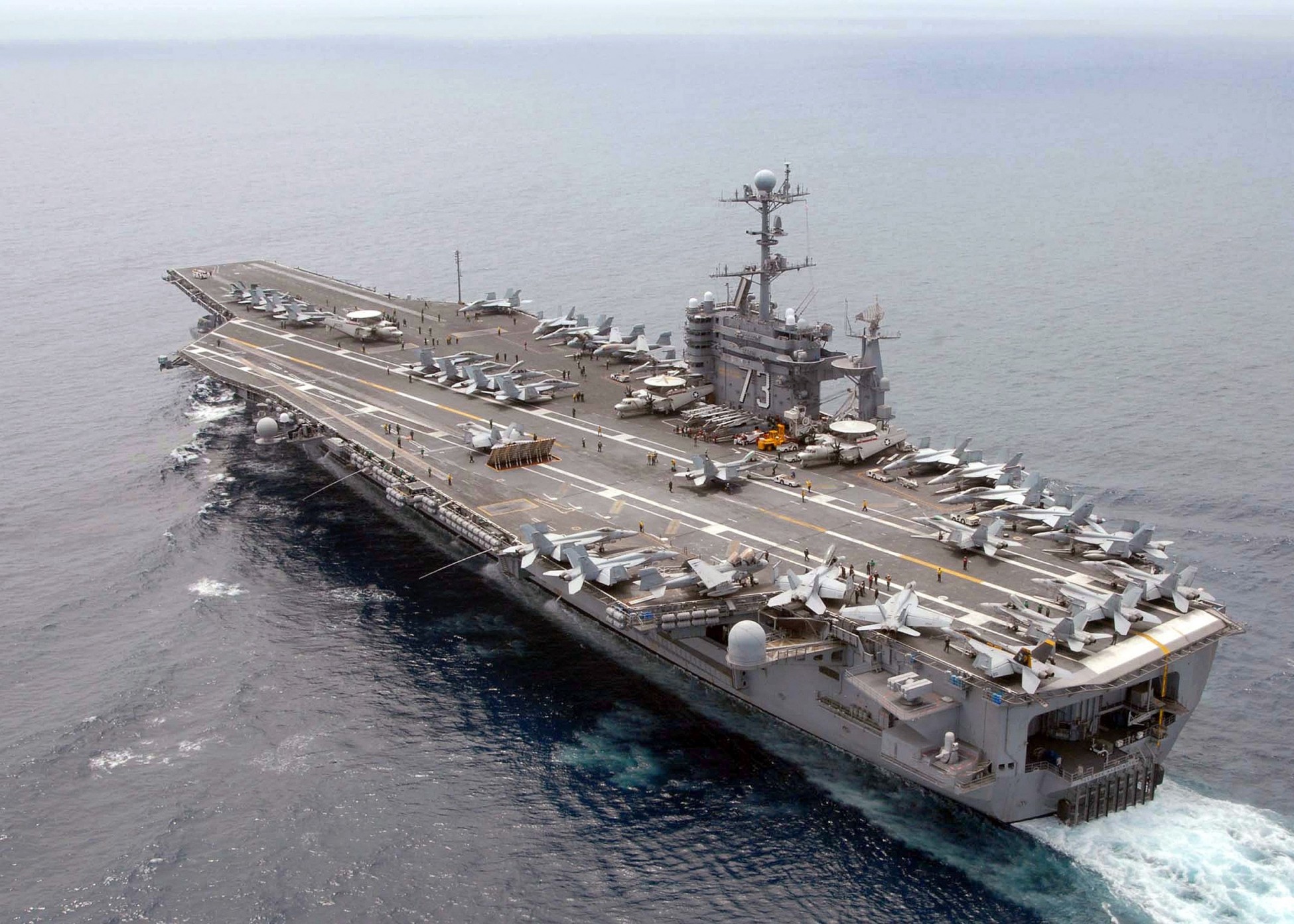 Αμερικανικό αεροπλανοφόρο πουλήθηκε για μόλις 1 δολάριο – Είχε συγκρουστεί με σοβιετικό υποβρύχιο