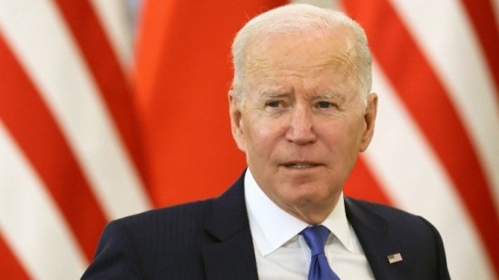 Βloomberg: Ο Μπάιντεν αγαπάει τα εργατικά συνδικάτα – Οι εργάτες είναι θυμωμένοι