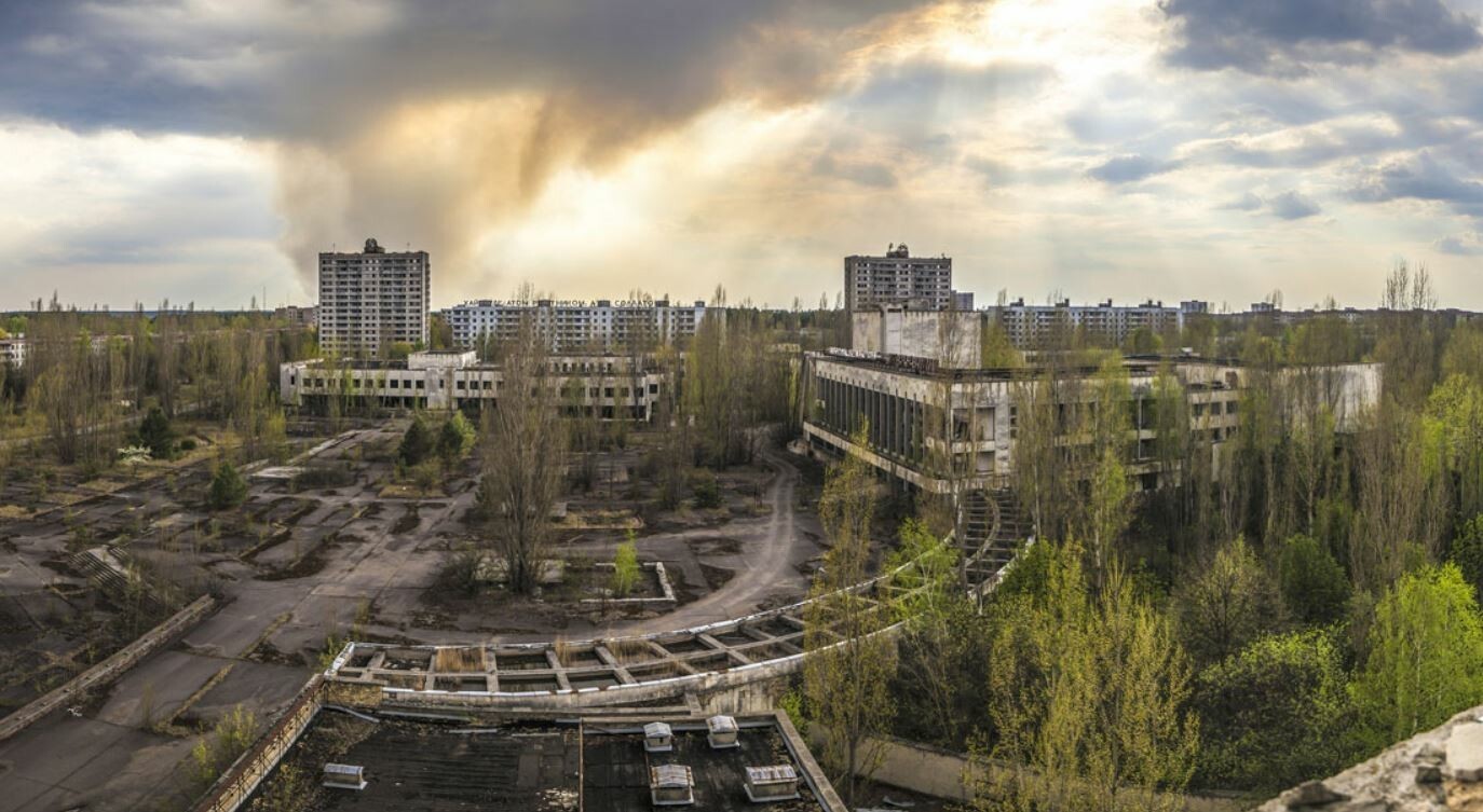 Ουκρανία: Ανεξέλεγκτες πυρκαγιές κοντά στον πυρηνικό σταθμό του Τσερνόμπιλ