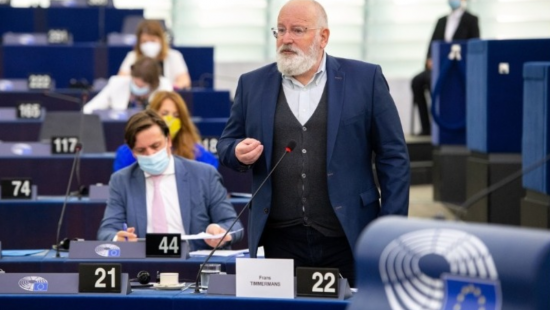 Φρανς Τίμερμανς: Ο λιγνίτης μπορεί να επιστρέψει με τους κανόνες της ΕΕ για το κλίμα