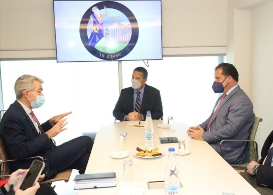 Εγκαίνια για τα γραφεία της Amazon Web Services στην Ελλάδα παρουσία Γεωργιάδη – Πάιατ (pics)