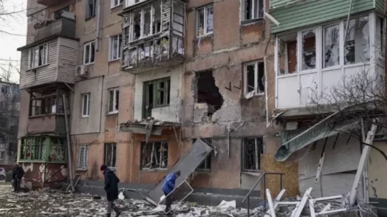 Ουκρανός πρωθυπουργός: Η Μαριούπολη δεν έχει πέσει – Δεν παραδινόμαστε, θα πολεμήσουμε μέχρι τέλους