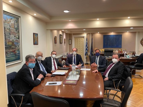 ΟΕΕ: Συνάντηση για την κατάργηση ελάχιστου ορίου τζίρου για υπογραφή λογιστών στις δηλώσεις