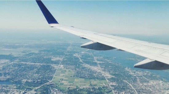 Πώς αλλάζει τα αεροπορικά ταξίδια ο πόλεμος στην Ουκρανία