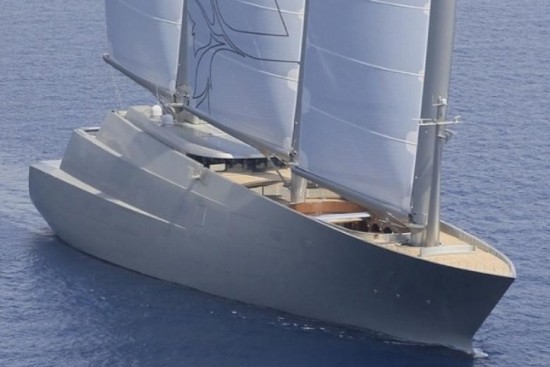 Κυρώσεις στη Ρωσία: Κατασχέθηκε το γιοτ του κροίσου Αντρέι Μελνιτσένκο