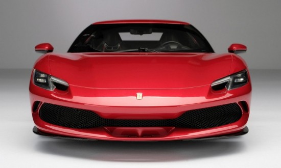 Ferrari: Οι πωλήσεις στα υβριδικά μοντέλα ξεπέρασαν τα παραδοσιακά