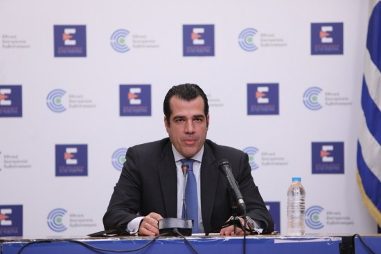 Πλεύρης: Μπαίνουμε σε φάση συνύπαρξης με τον κορωνοϊό – Self test μόνο σε μαθητές με συμπτώματα (upd)