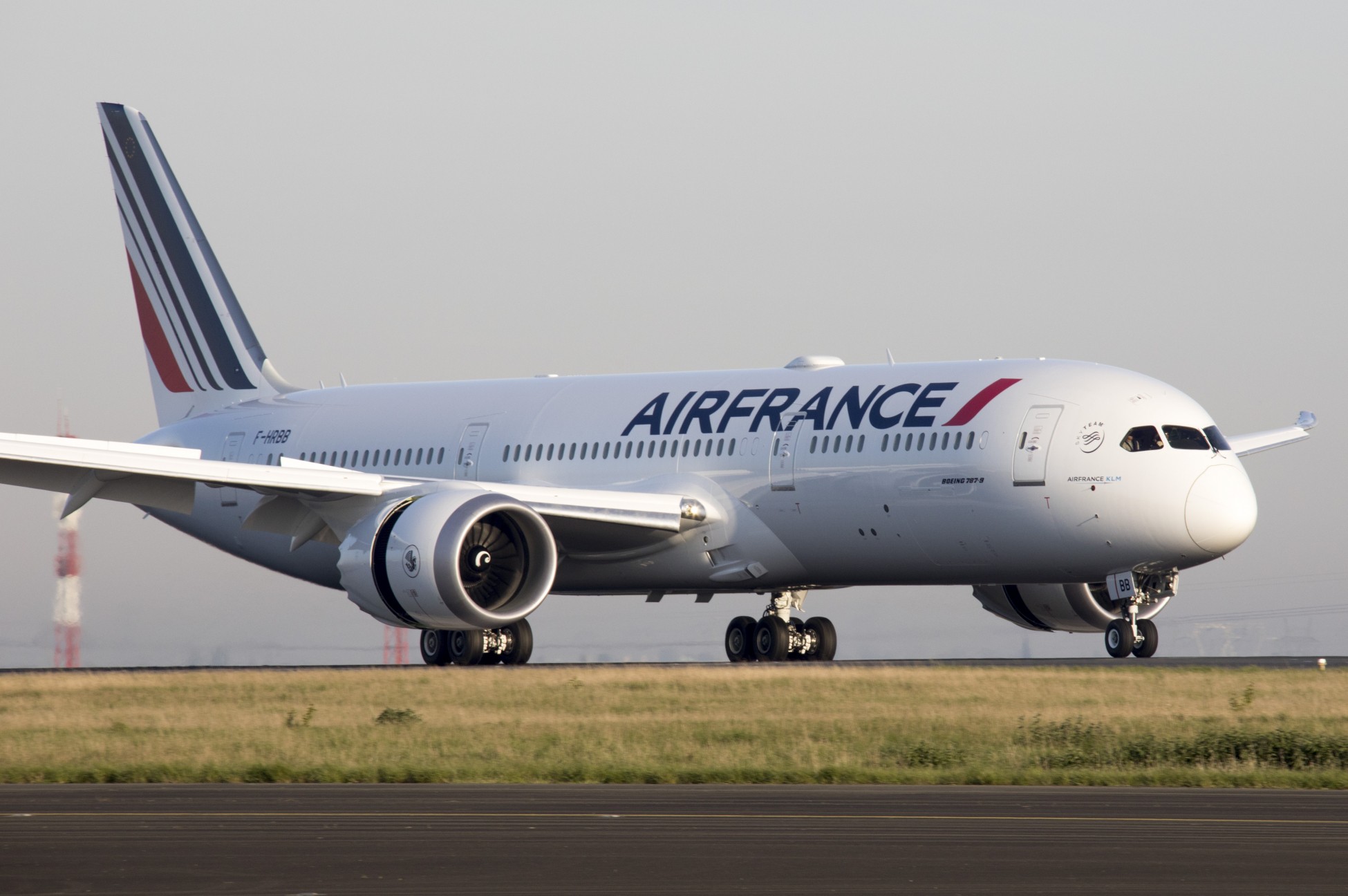 «Πέταξαν» τα κέρδη της Air France – KLM, άνοδος 90% στο β’ τρίμηνο