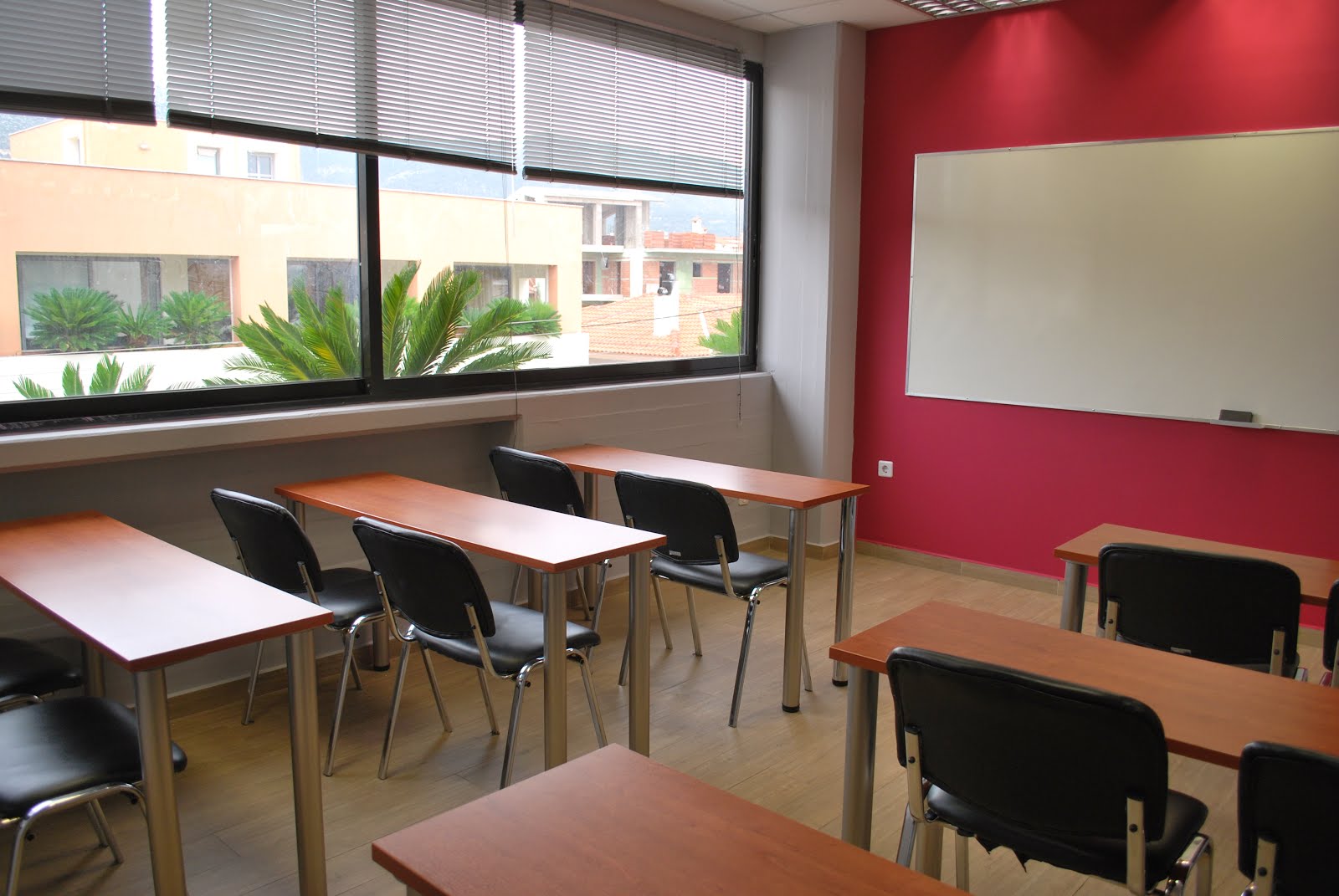 Έναρξη λειτουργίας φροντιστηρίων και κέντρων ξένων γλωσσών με ψηφιακή υποβολή της γνωστοποίησης στο NotifyBusiness