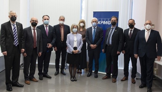 KPMG: Μνημόνιο συνεργασίας με το ΟΠΑ για τους φοιτητές και τους νέους επιστήμονες
