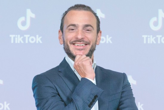 Αντριάνο Ακάρντο (TikTok): H διάσημη πλατφόρμα μπαίνει στην ελληνική αγορά