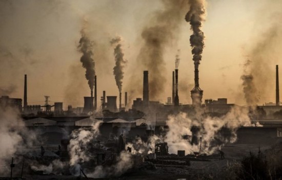 «ESG συμμαχία» 10 τρισ. δολ κατά των εκπομπών άνθρακα